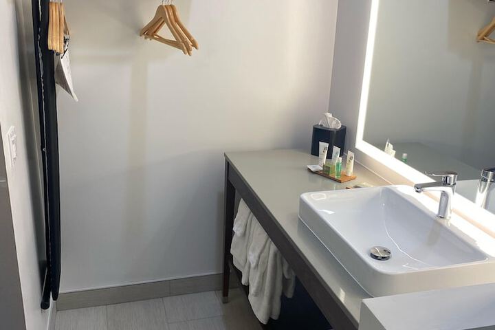 Room 46 of 59