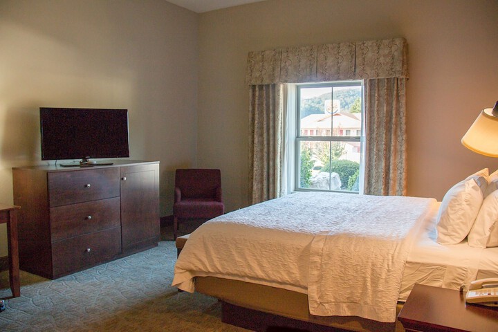 Room 18 of 38