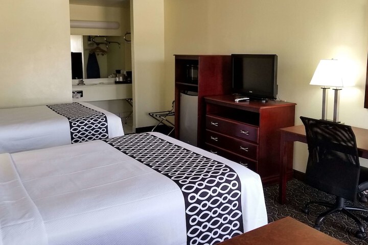 Shiloh Inn