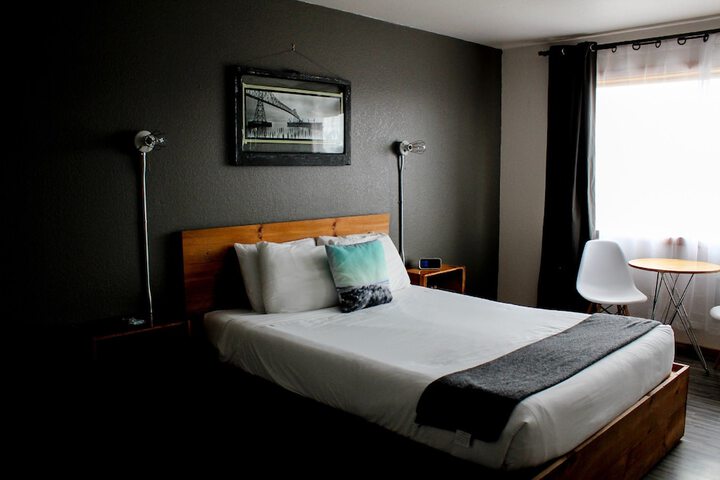 Room 36 of 147
