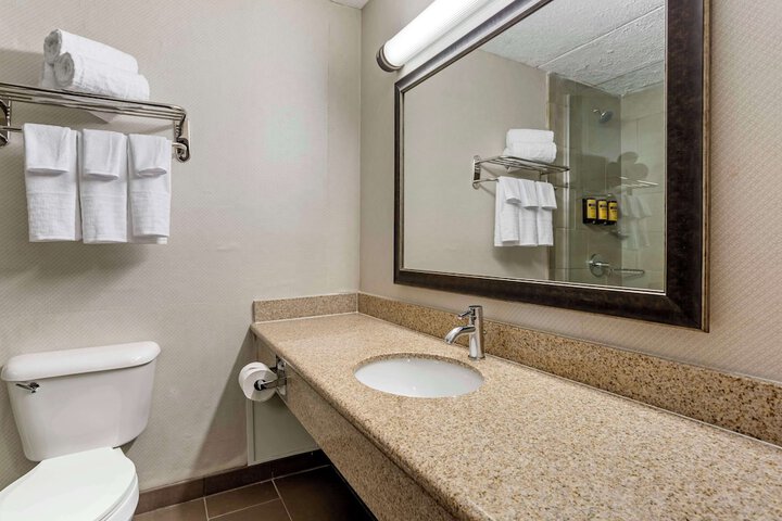 Kingston Regency Inn