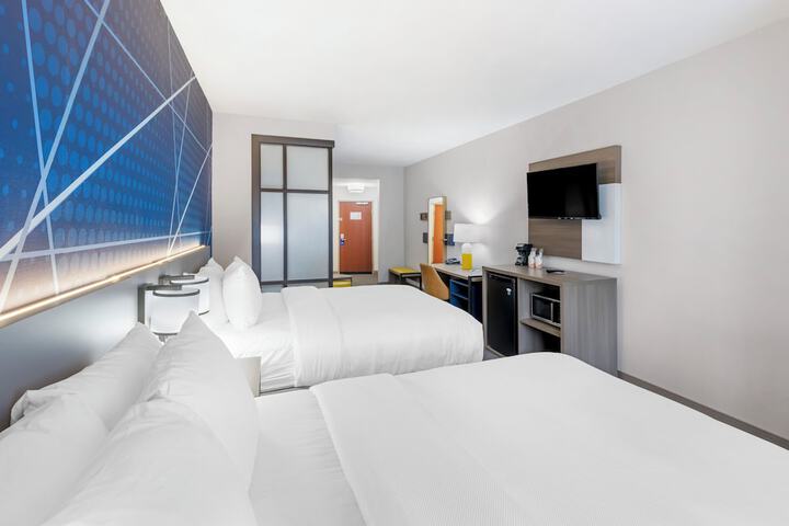 Room 15 of 27