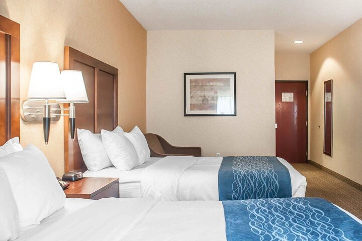 Room 13 of 27