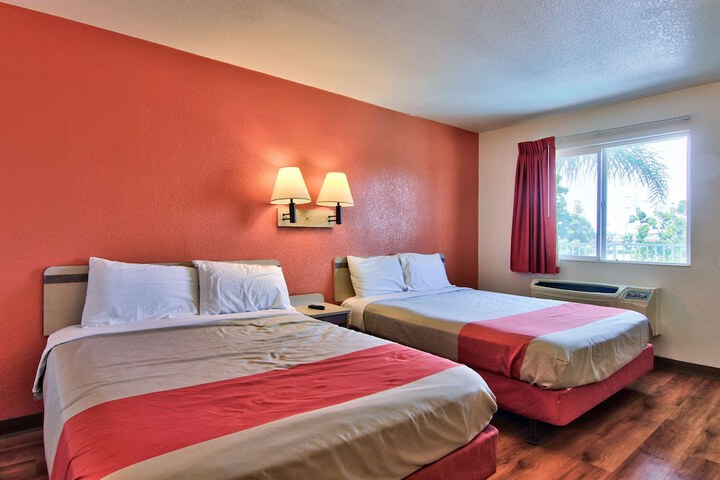 Room 29 of 31
