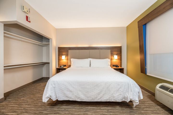 Room 55 of 84