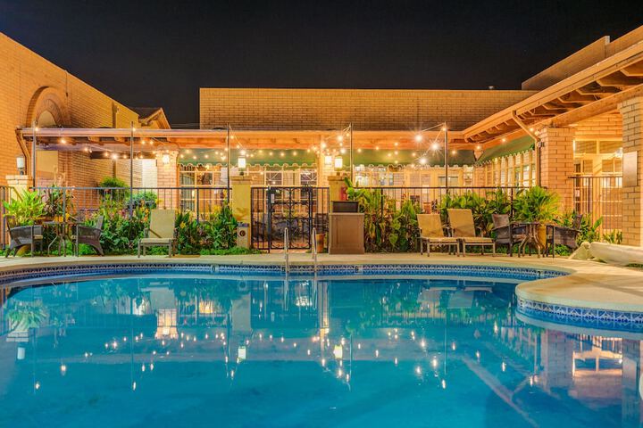 Pool 28 of 120