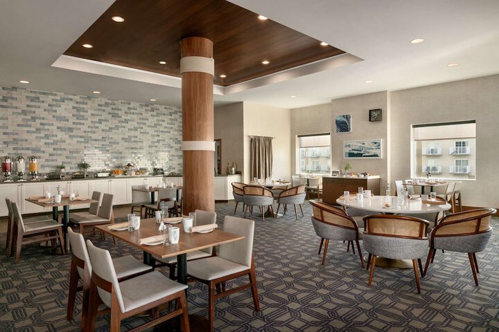 Hilton Ocean City Oceanfront Suites