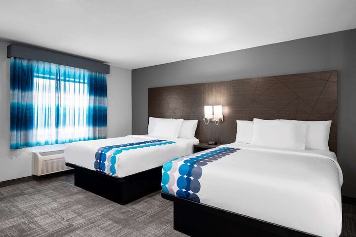 Room 32 of 50