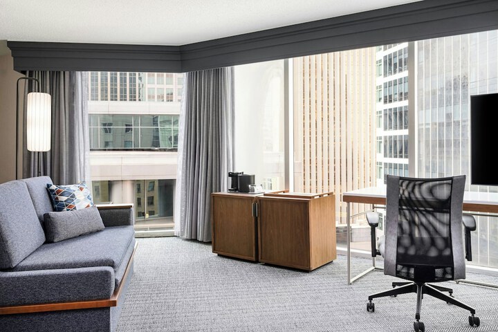 Courtyard by Marriott Charlotte City Center