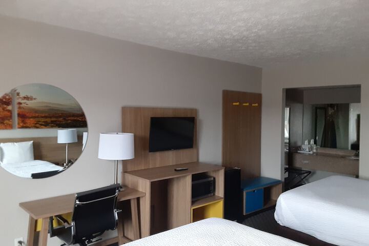 Room 26 of 42