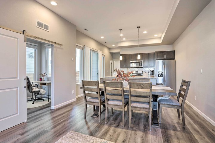 Cozy Abode w / Patio 7 Mi to Dtwn Denver