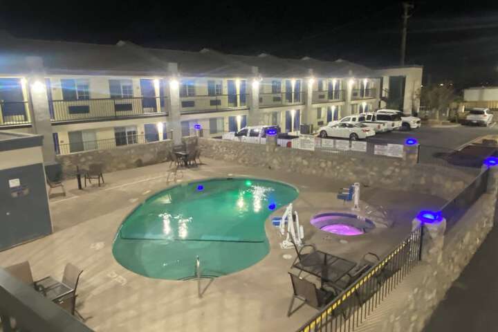 Hotel 6 of 24