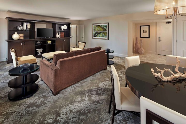 Room 29 of 61