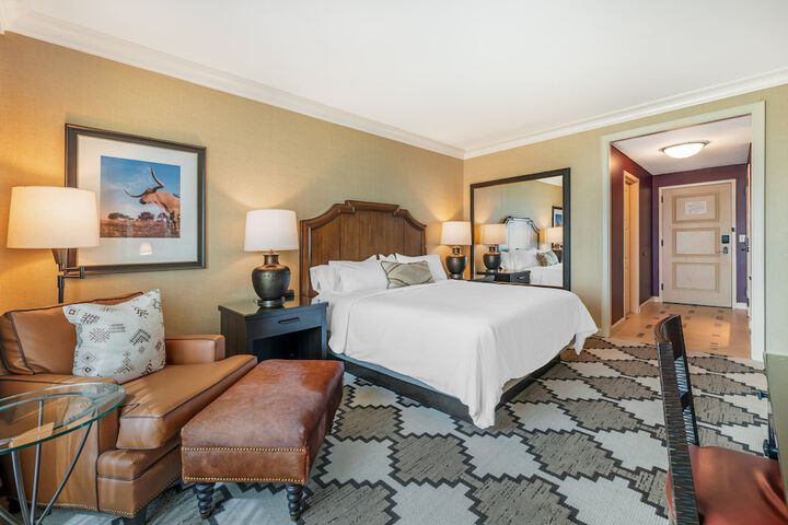 Room 51 of 122
