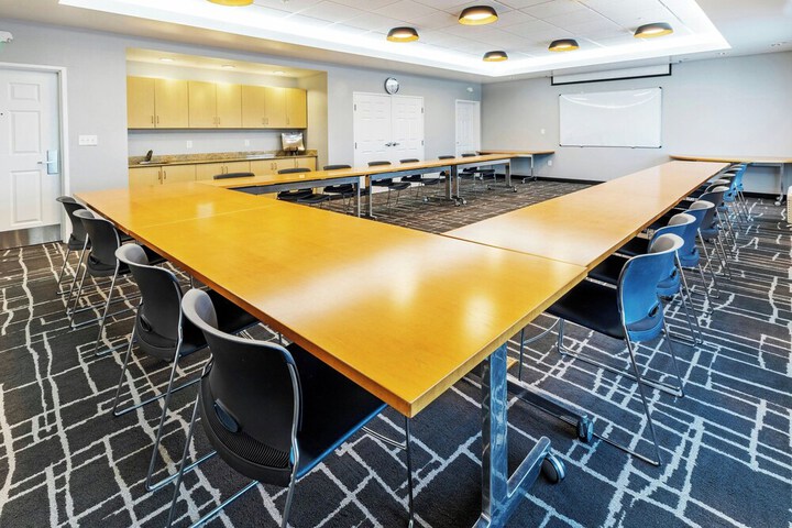 Towneplace Suites by Marriott Broken Arrow
