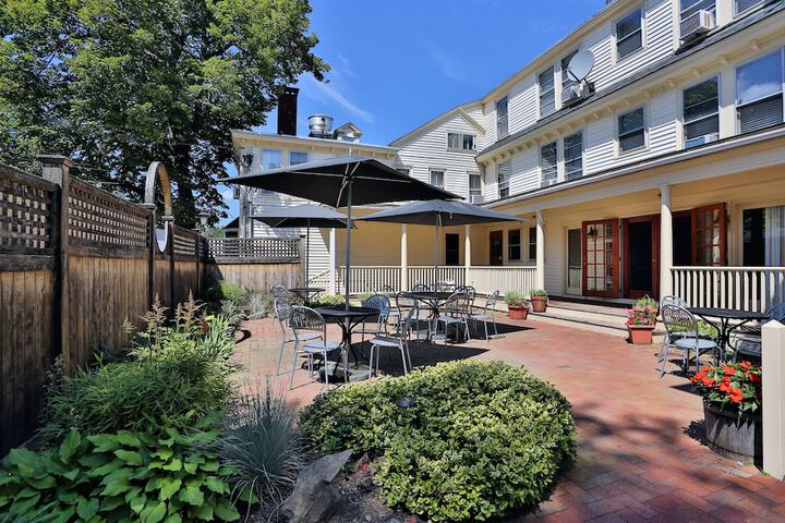 Terrace/Patio 68 of 69