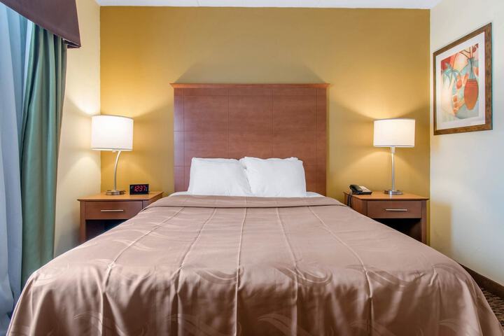 Room 16 of 36