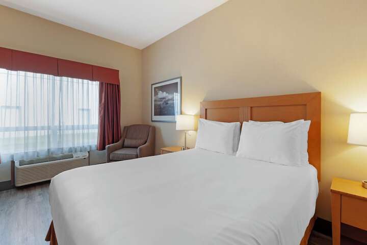 Best Western Grande Prairie Hotel & Suites