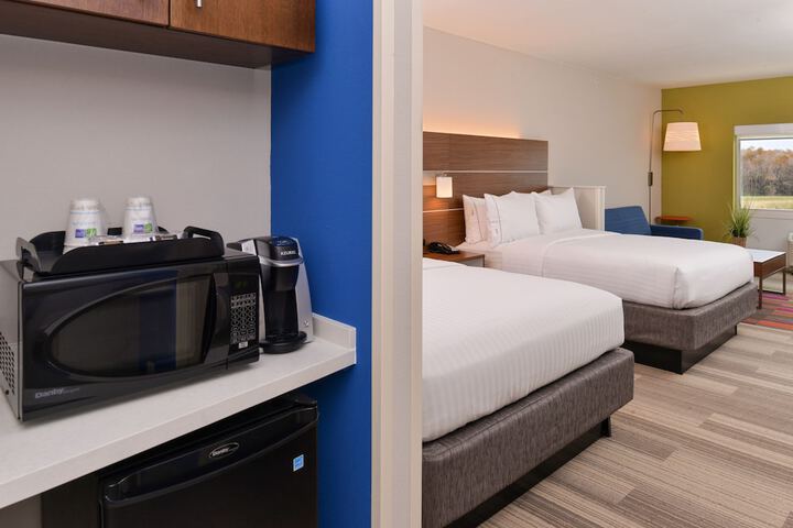 Holiday Inn Express & Suites Parkersburg-Mineral Wells by IHG