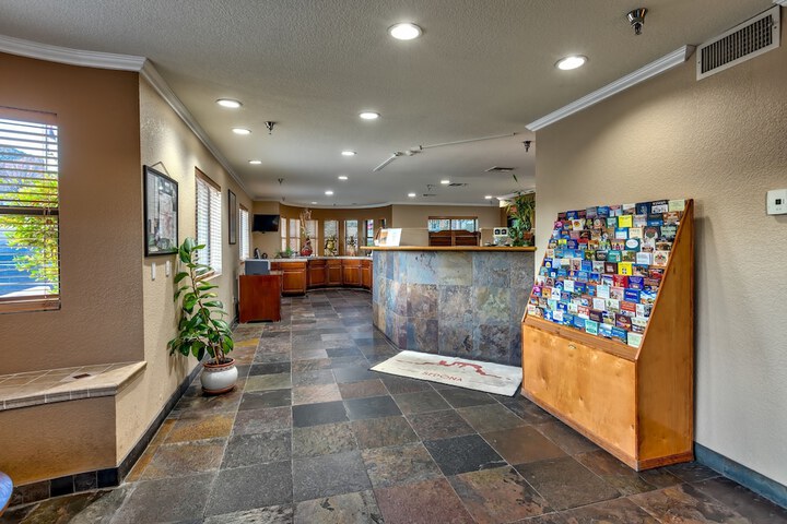 Hotel Interior 14 of 38
