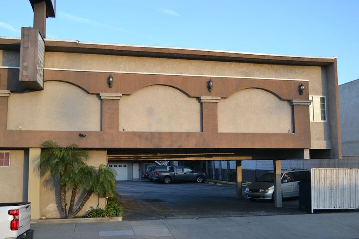 Hotel 3 of 20