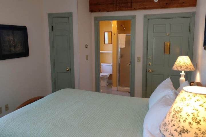 Room 41 of 191