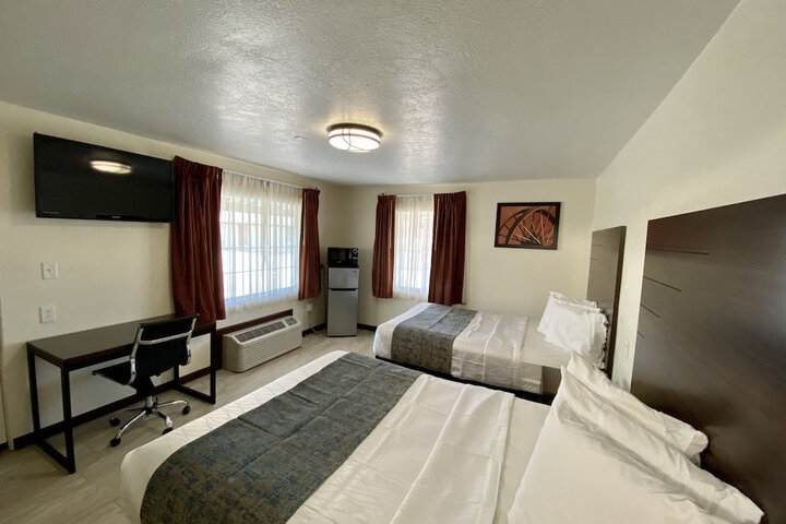 Roswell Inn