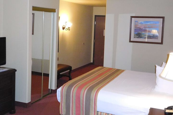 Room 17 of 25