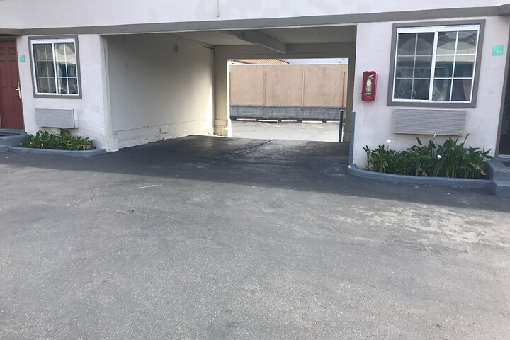 Geneva Motel Daly City