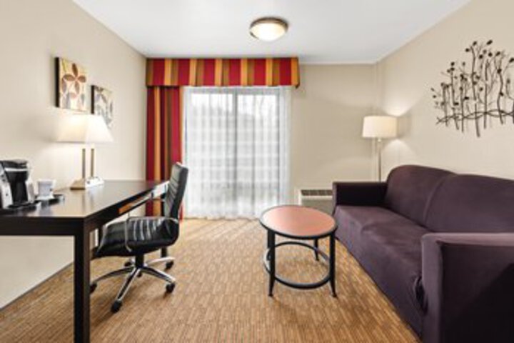 Room 166 of 245