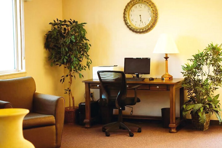 Business Center 16 of 16