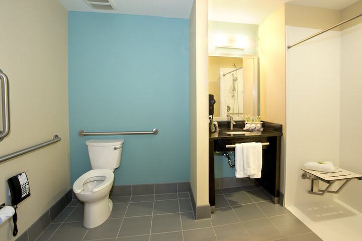 Room 65 of 105