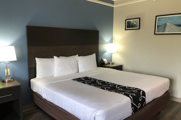 Room 62 of 78