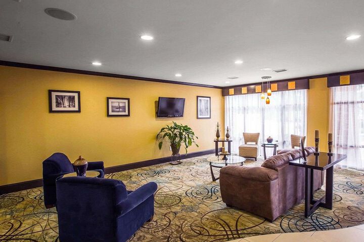 Hotel Interior 11 of 27
