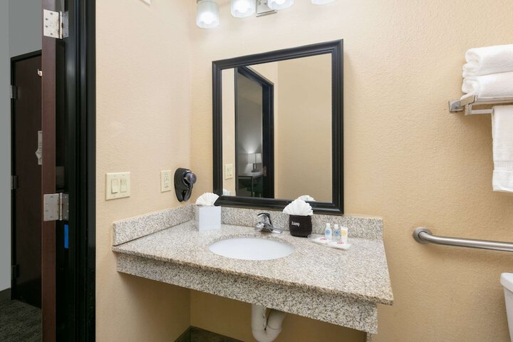 Room 19 of 29