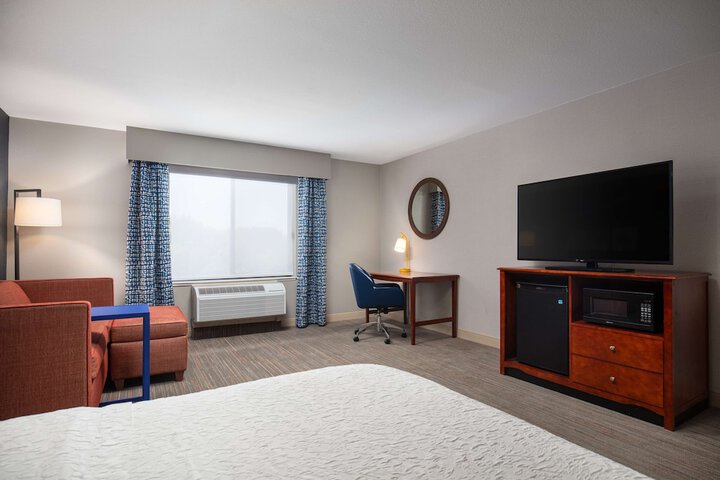 Room 12 of 48