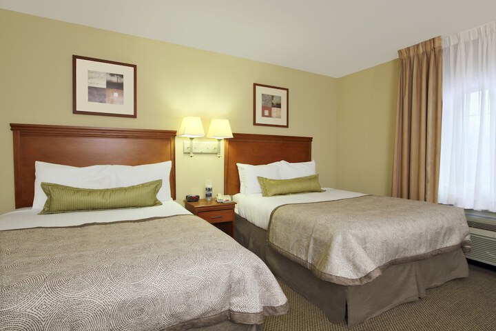 Room 8 of 19