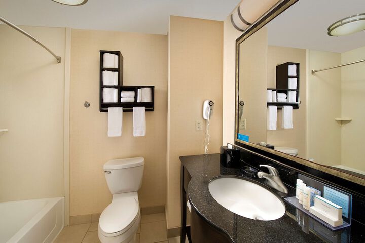 Room 20 of 32