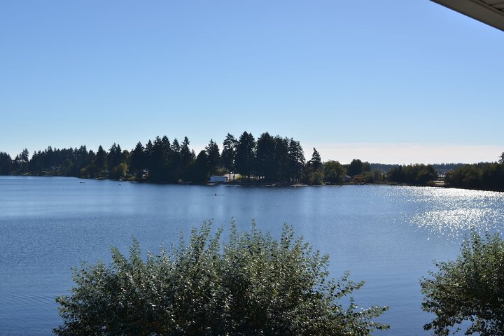 Inn on Long Lake