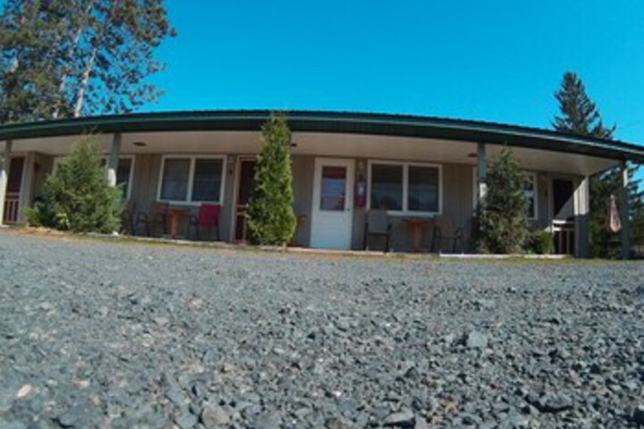 Balsam Lake Motel
