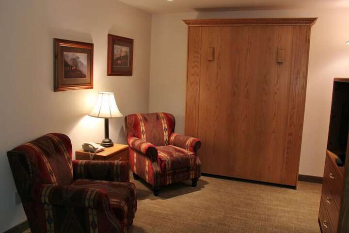 Room 26 of 46