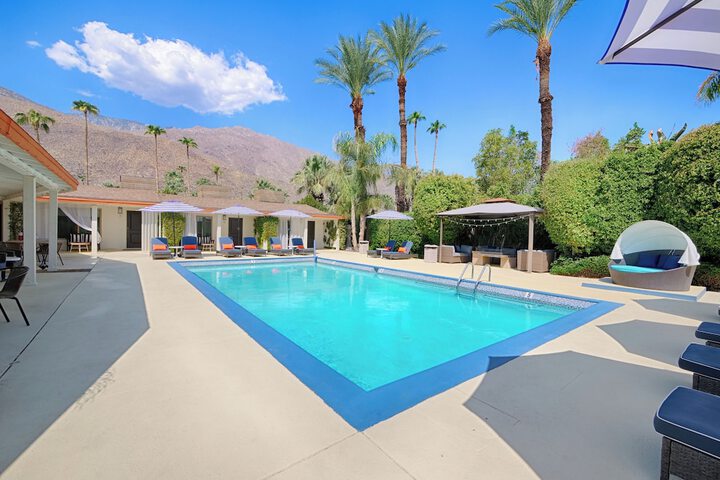 Pool 6 of 34