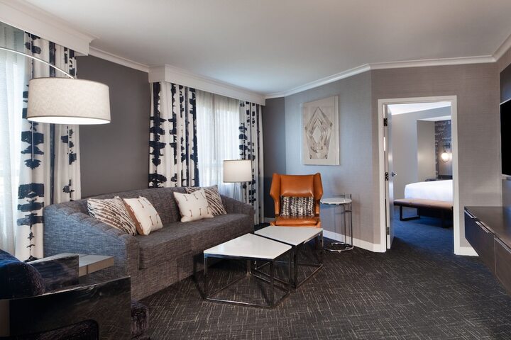 Room 21 of 72