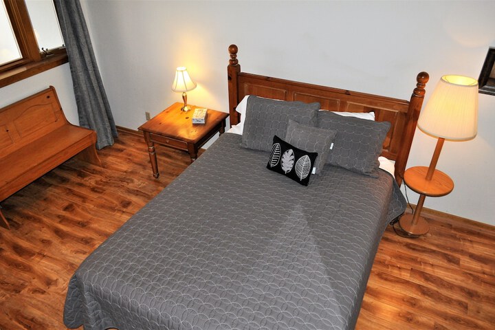 Room 21 of 36