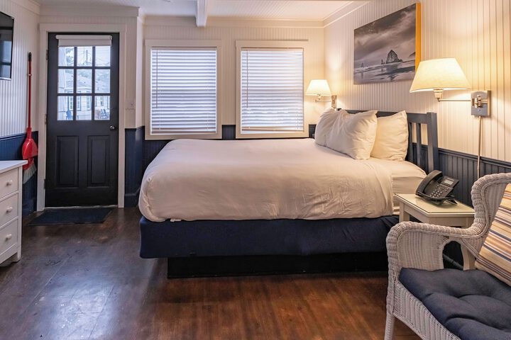 Cannon Beach Hotel Collection