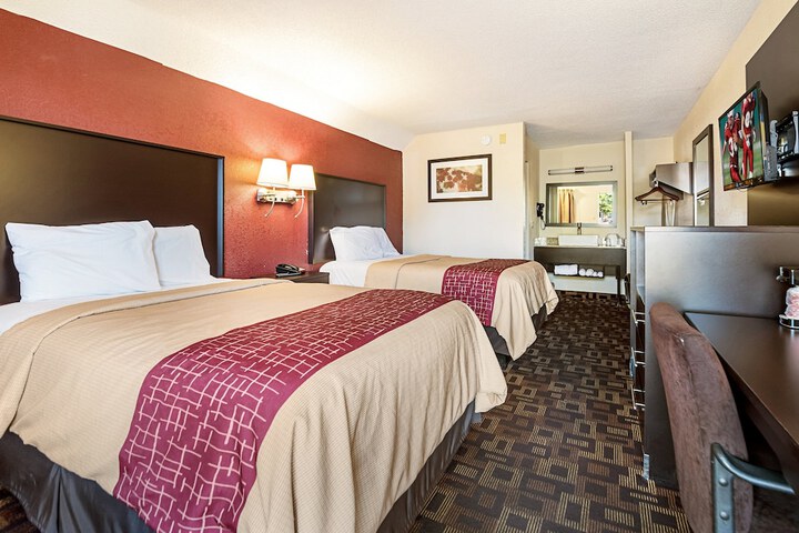 Room 26 of 28