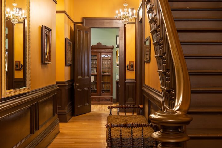 Steele Mansion