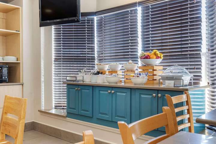 Country Inn & Suites by Radisson Lumberton, NC