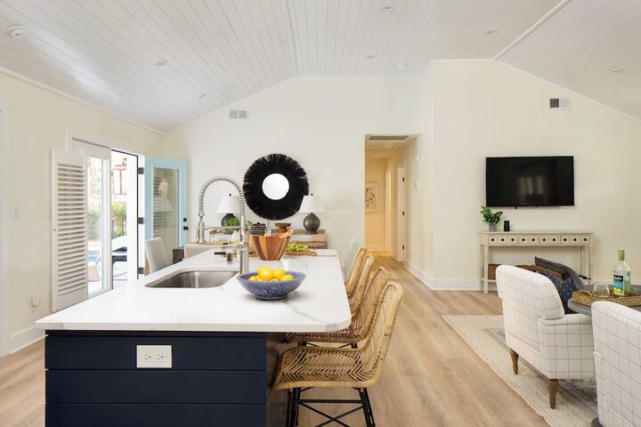Sawyer by Avantstay Stunning Isle of Palms Home w / Pool!