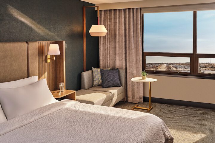 Holiday Inn Cleveland Airport West by IHG